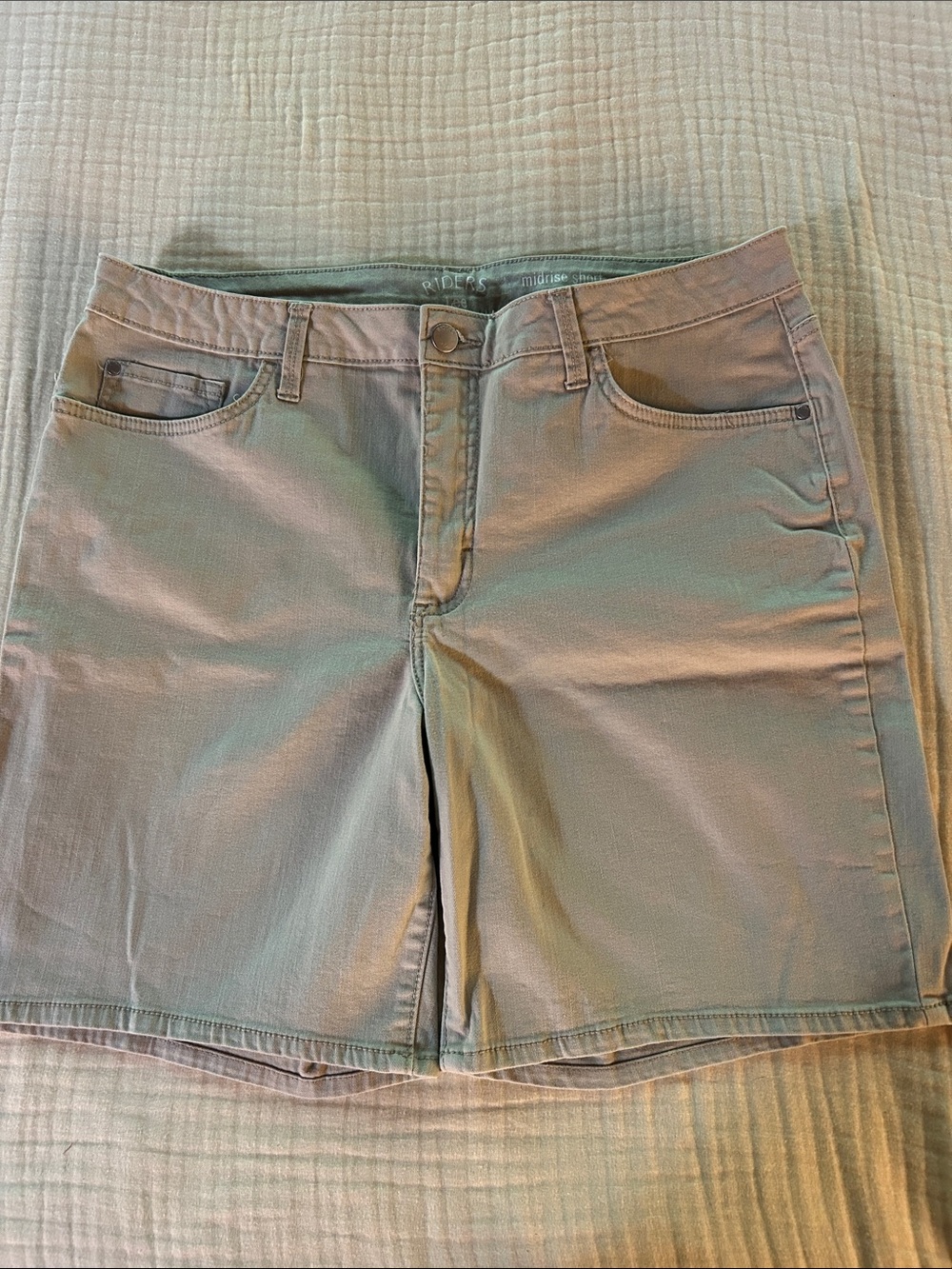 Riders by Lee Women's Bermuda Shorts in Khaki